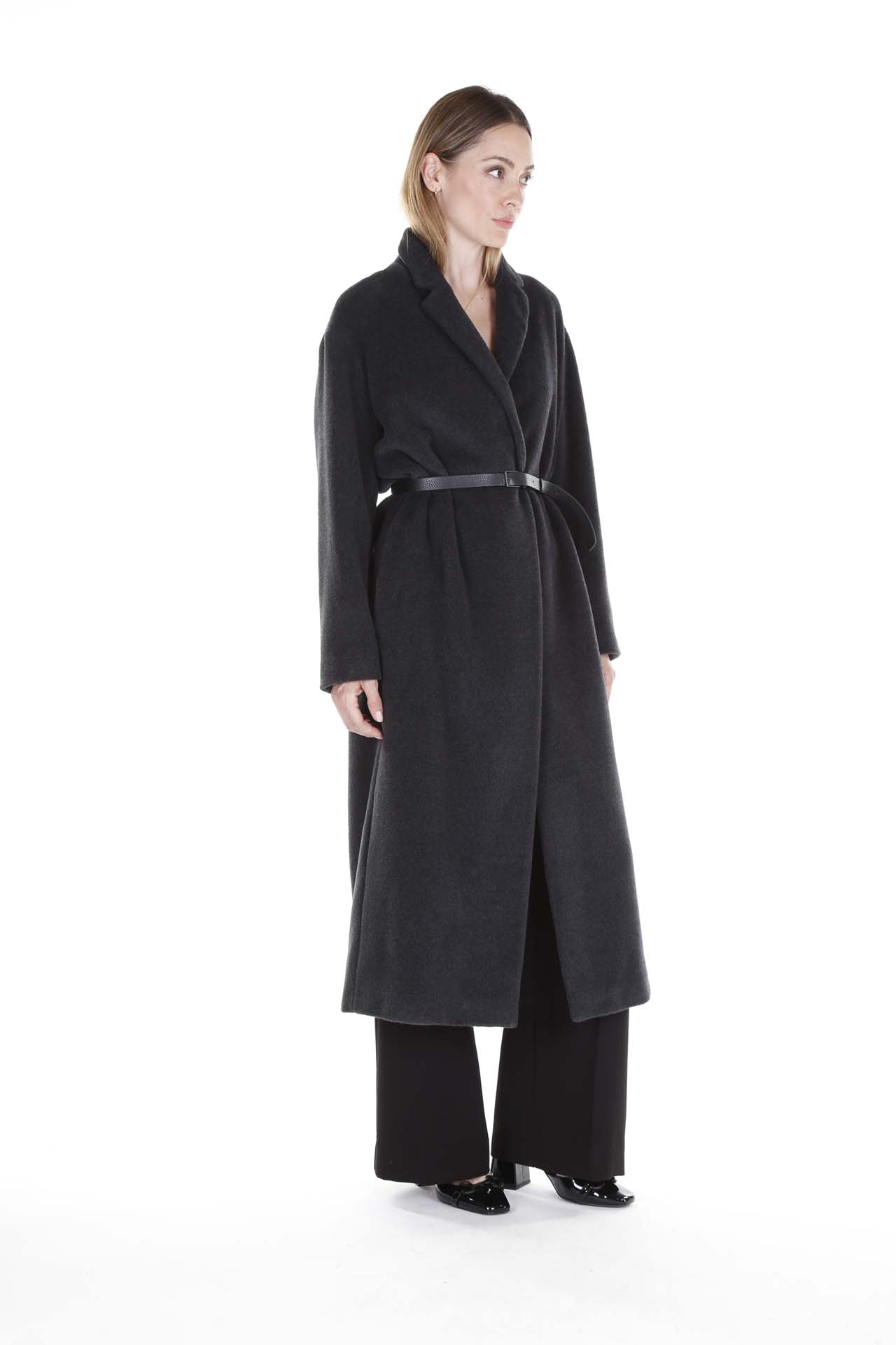 Fabiana Filippi, Cappotto